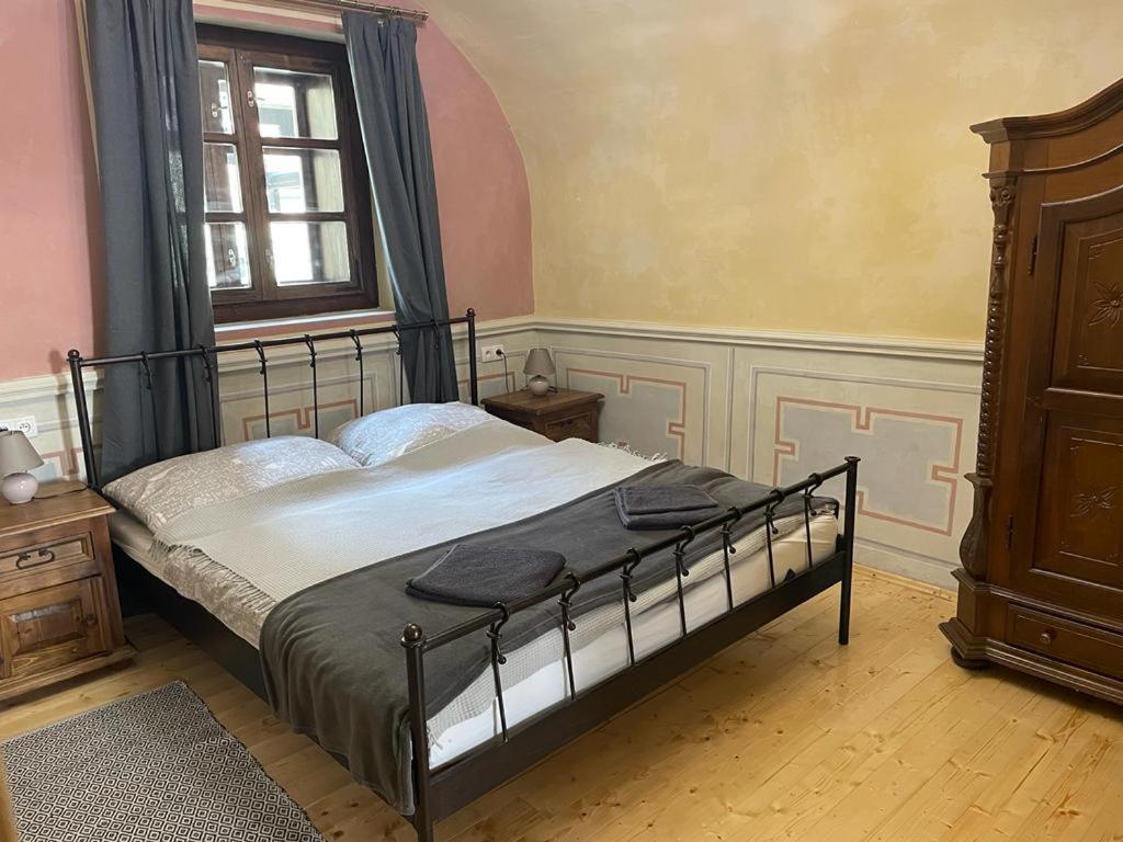 Apartman V Studni Na Streche Banská Štiavnica Exteriör bild