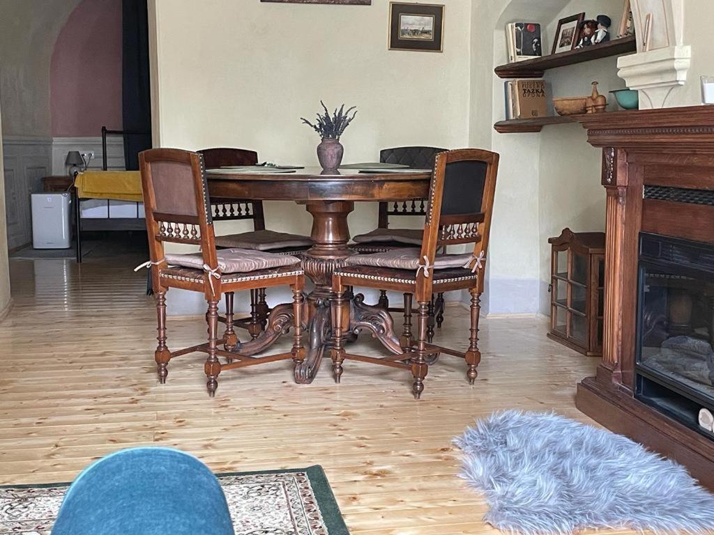 Apartman V Studni Na Streche Banská Štiavnica Exteriör bild